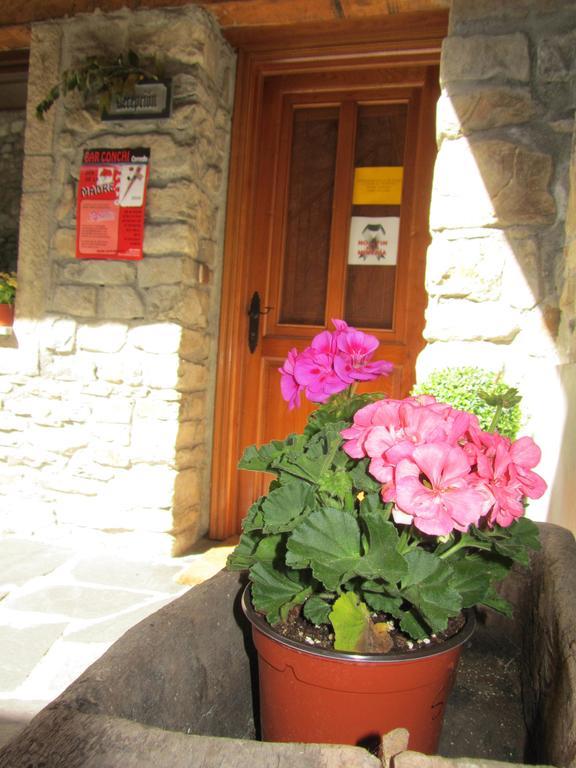 Tia Maria Bed & Breakfast Cerredo Phòng bức ảnh